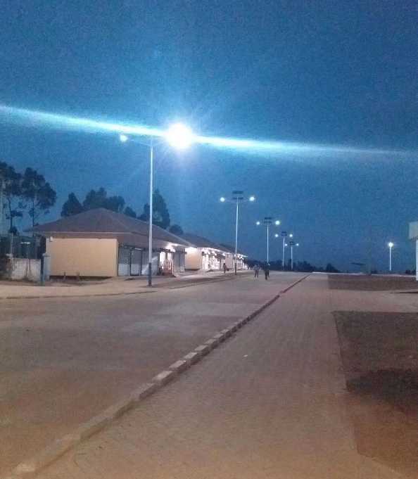 江油市非洲科特迪瓦太阳能路灯工程